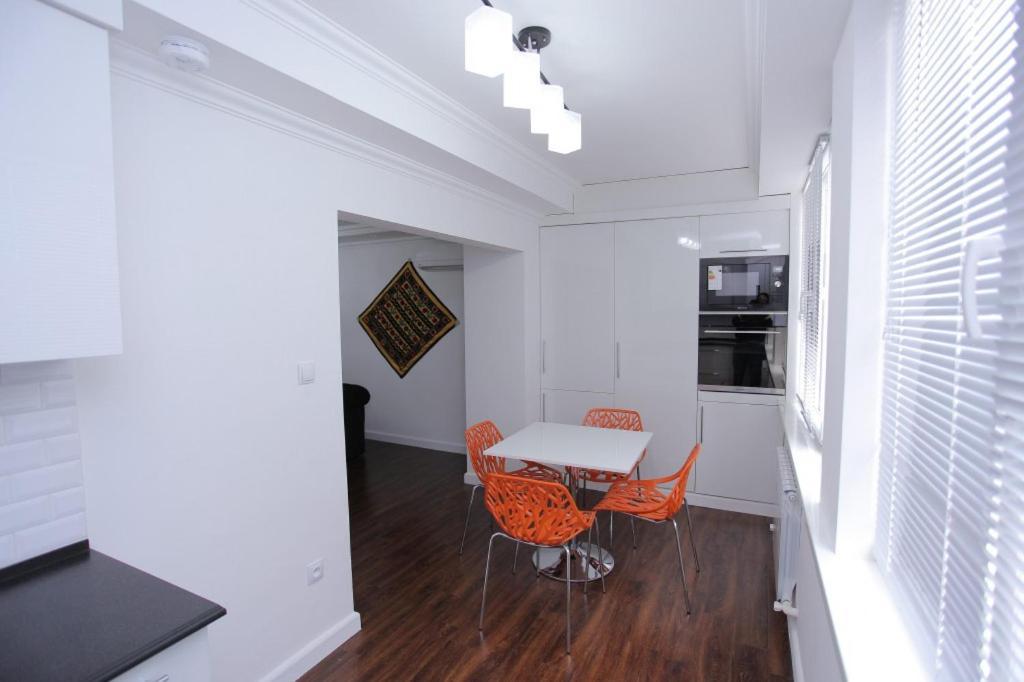 Overlooking Registan Square Luxury 2 Bedrooms Apartment Самарканд Екстериор снимка