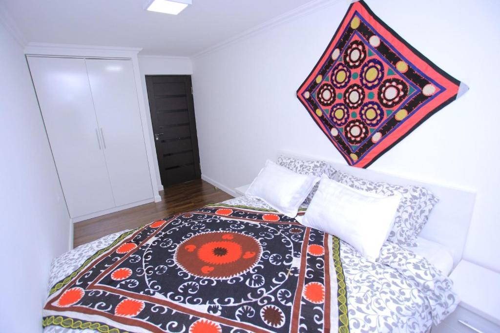 Overlooking Registan Square Luxury 2 Bedrooms Apartment Самарканд Екстериор снимка